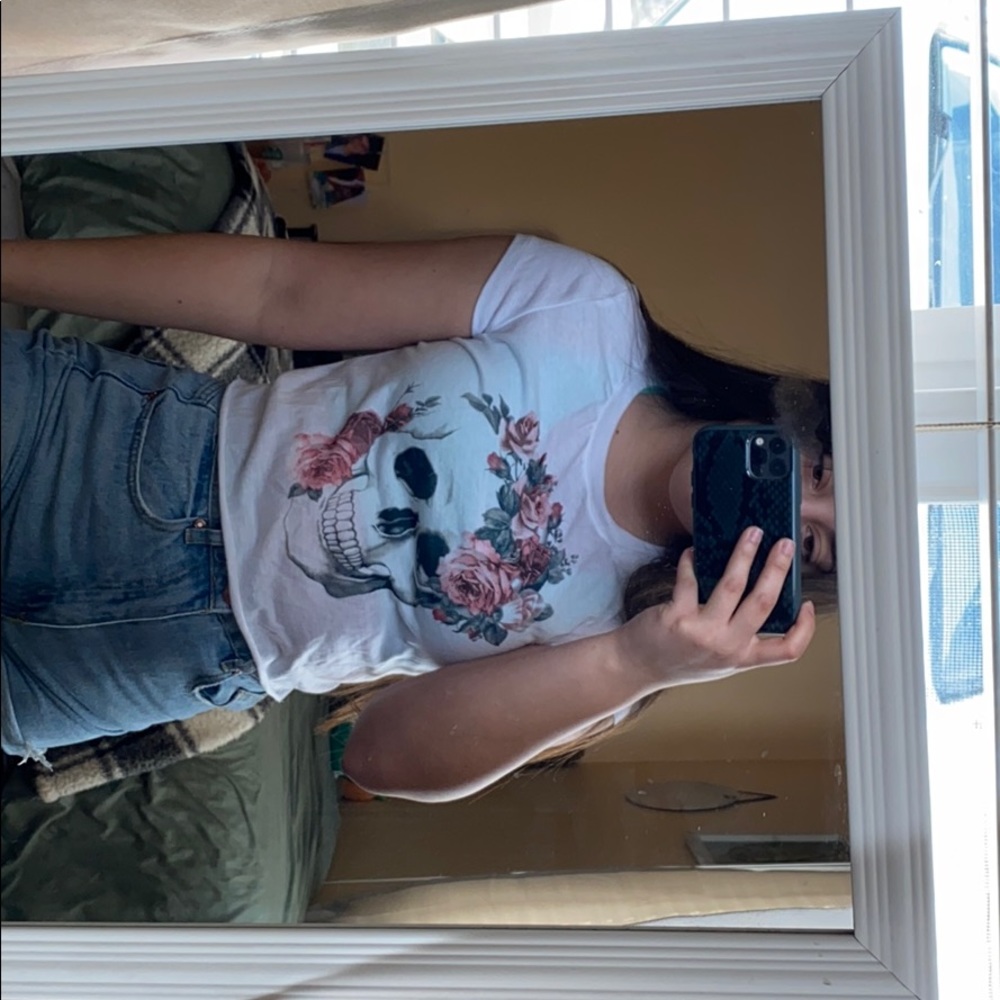 Cropped tee